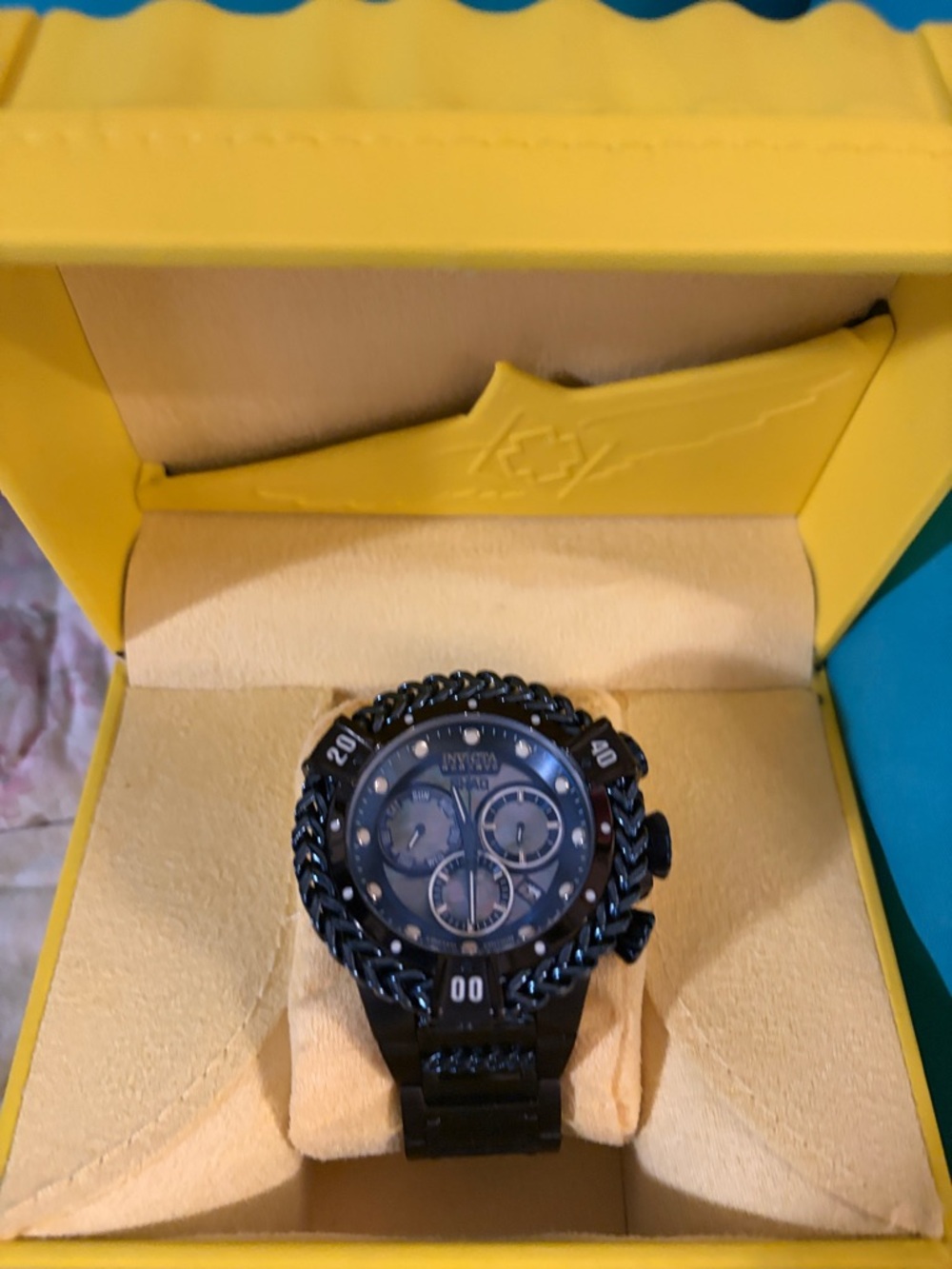 Invicta limited edition Rare  Black Chain-Link Bezel Chronograph Watch